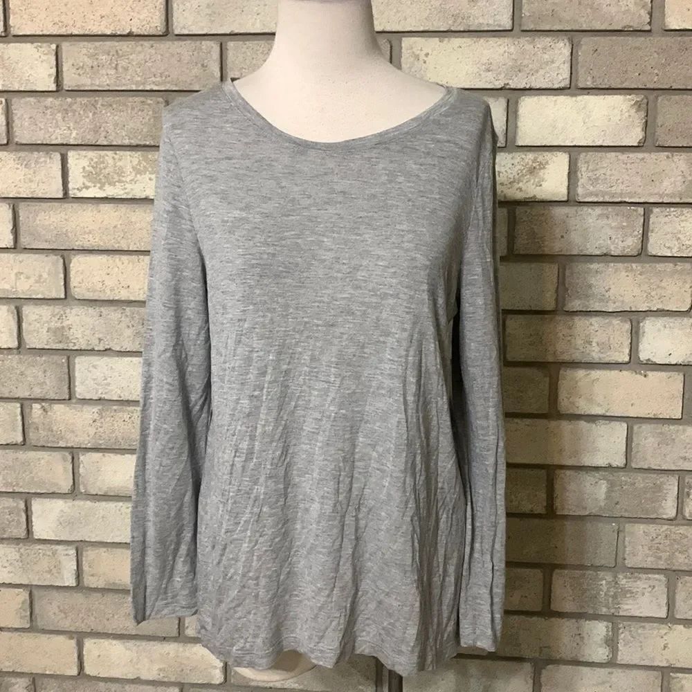 3for$20 Shirt women small